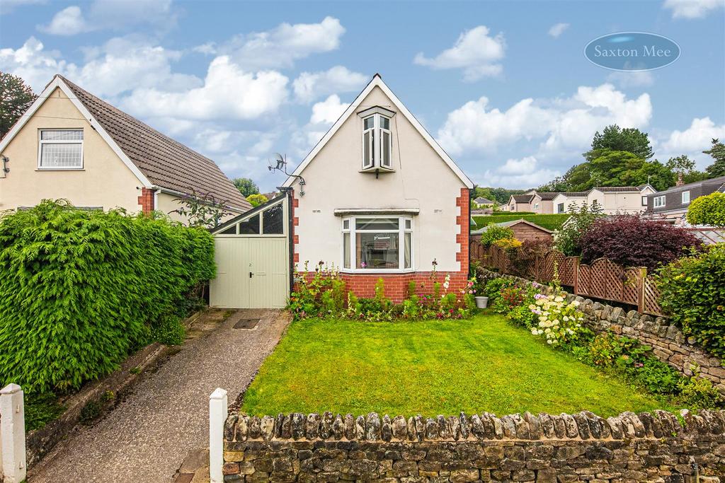 Smithy Moor Avenue, Stocksbridge, Sheffield 2 bed detached house for