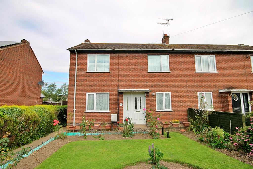 Elizabeth Avenue, Tamworth, Staffordshire 3 bed semidetached house for