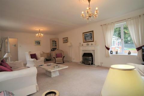 4 bedroom bungalow for sale, Mayfair Place, Hemsworth