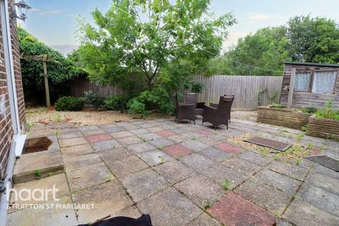 35 Hadleigh Close, Westlea, Swindon, SN5 7DA