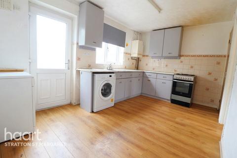 35 Hadleigh Close, Westlea, Swindon, SN5 7DA