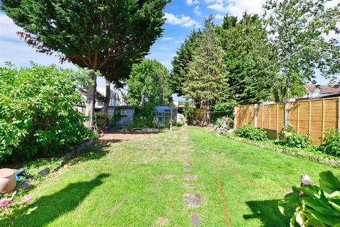 62 Endlebury Road, London, E4 6QG