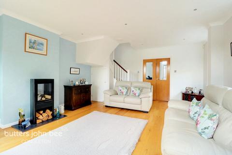 3 bedroom end of terrace house for sale - Wards Lane, Congleton