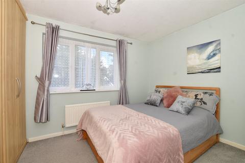 35 Hamond Close, South Croydon, CR2 6BZ