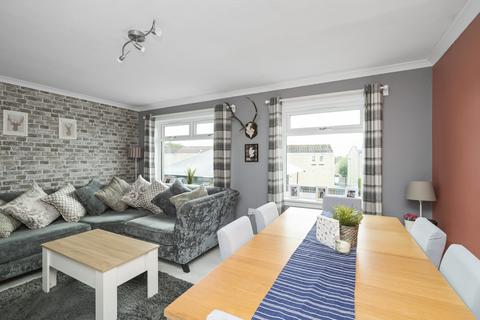 130 Deanburn, Penicuik, EH26 0JA