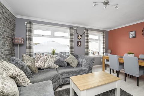 130 Deanburn, Penicuik, EH26 0JA