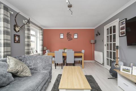 130 Deanburn, Penicuik, EH26 0JA