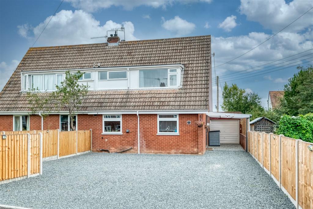 St. James Close, Littleworth, Worcester, WR5 2QF 3 bed semidetached house for sale £300,000