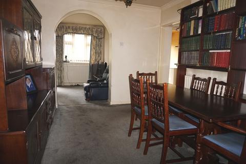 49 Bridge Road, Chessington, KT9 2RX
