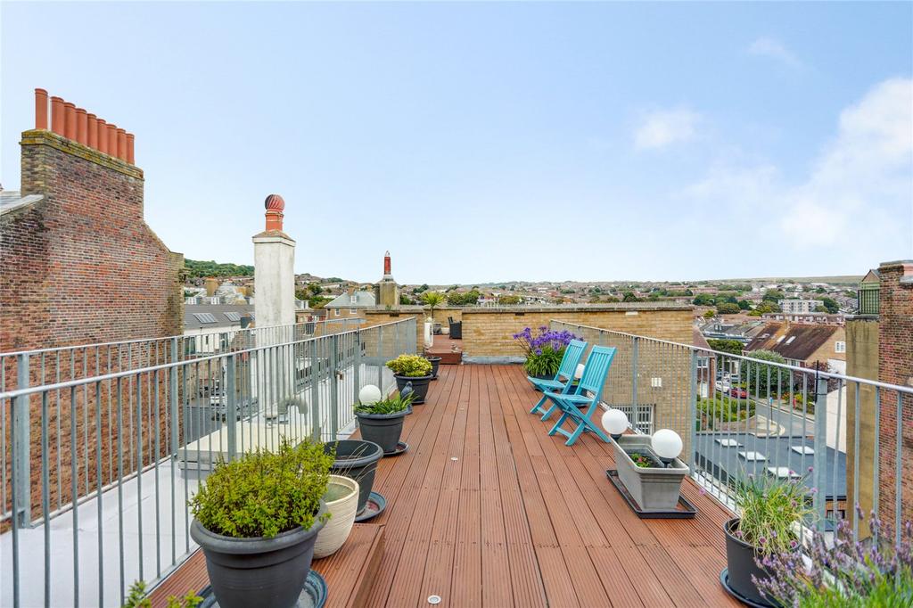 Sussex Square, Brighton, East Sussex, BN2 3 bed apartment for sale £1,200,000