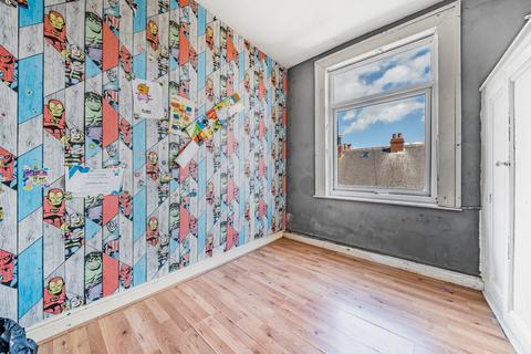 9 Highfield Road, Leeds, LS13 2BL