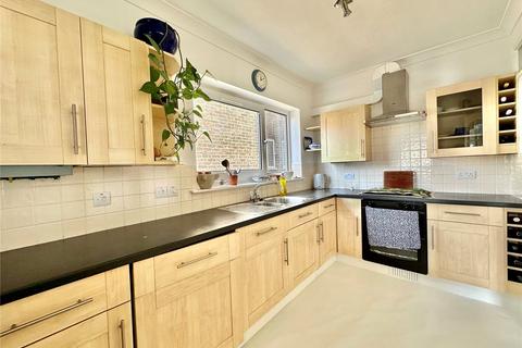 3 bedroom apartment for sale, Chiswick Place, Eastbourne, East Sussex, BN21