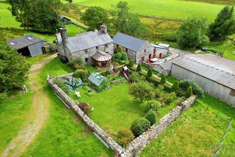 5 bedroom detached house for sale, Plas Capten, Trawsfynydd, Snowdonia - 7.73 ac