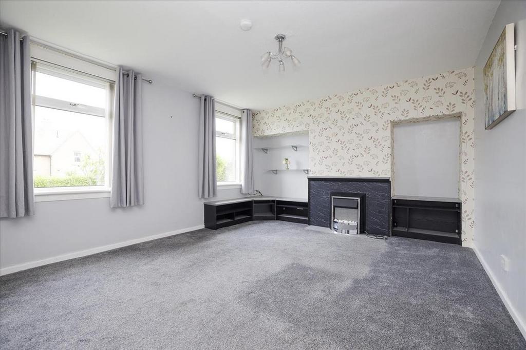 8 Fernieside Crescent, Edinburgh, EH17 3 bed semidetached house £225,000