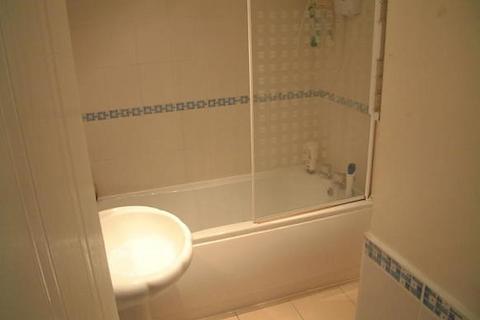 undefined, Southwood Road, Farnborough GU14