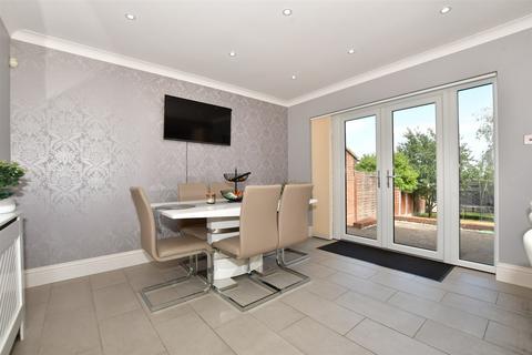 Justem Augustine Road, Minster On Sea, Sheerness, ME12 2NB