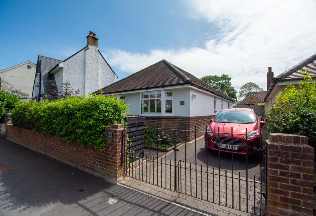 Kingswell Road, Bournemouth, Dorset 3 bed detached bungalow £450,000