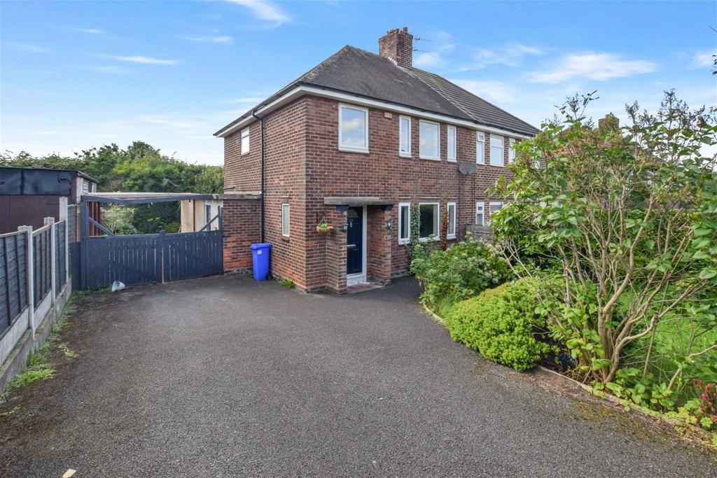 Riversdale Road, Runcorn 3 bed semidetached house for sale £180,000