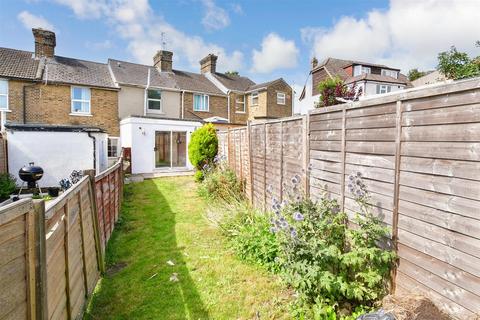 2 bedroom terraced house for sale, Fant Lane, Maidstone, Kent