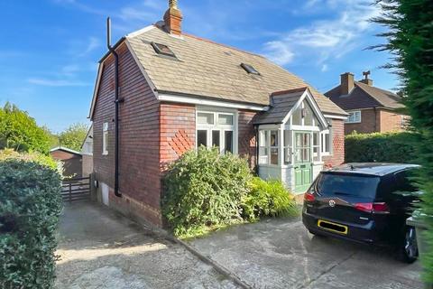 3 bedroom detached house for sale - Extensive garden with views in Cranbrook