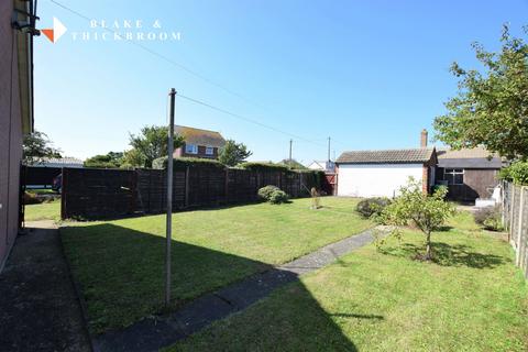 12 Boleyn Way, Jaywick, Clacton-on-sea, CO15 2NZ