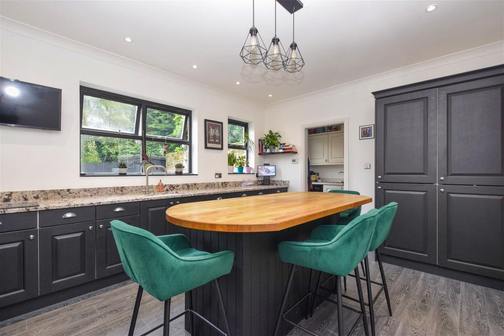 Weston Road, Higher Runcorn 4 bed semidetached house for sale £500,000