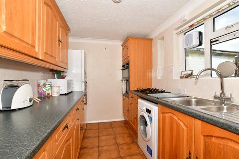 2 Pound Crescent, Fetcham, Leatherhead, KT22 9JL