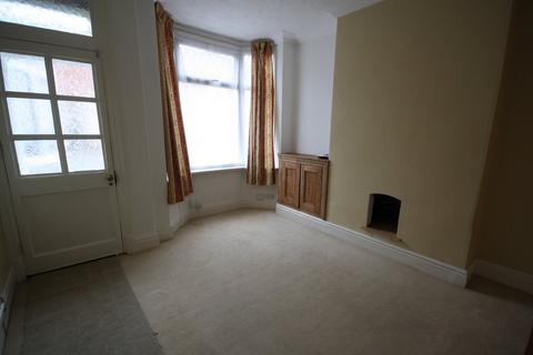 2 bedroom terraced house to rent, Hopefield Road, Leicester