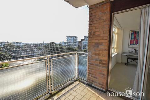 3 bedroom apartment for sale, Auction LOT 122, Amberley, Bath Road, East Cliff, Bournemouth, BH1