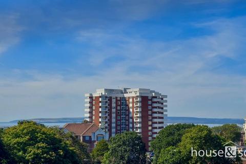 3 bedroom apartment for sale, Auction LOT 122, Amberley, Bath Road, East Cliff, Bournemouth, BH1