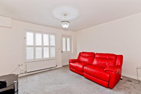 4 bedroom semi-detached house to rent, 4 Bedroom Semi-Detached House with Garden, Priory Street, Tonbridge