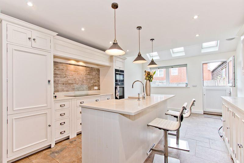 Fitted Kitchen