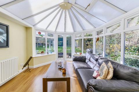 4 bedroom detached house for sale, Bedford MK41