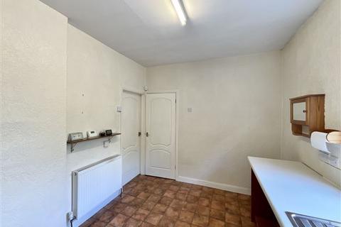 155 Handsworth Crescent, Sheffield, S9 4BQ