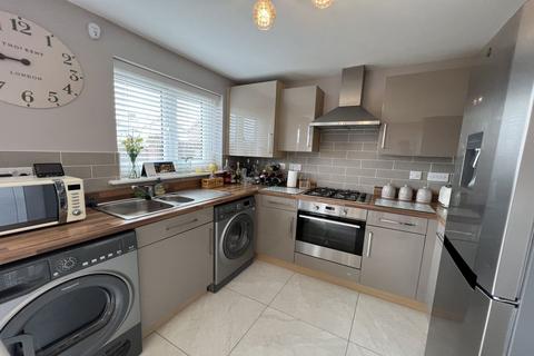 2 Hanratte Close, Llantilio Pertholey, Abergavenny, NP7 6PT