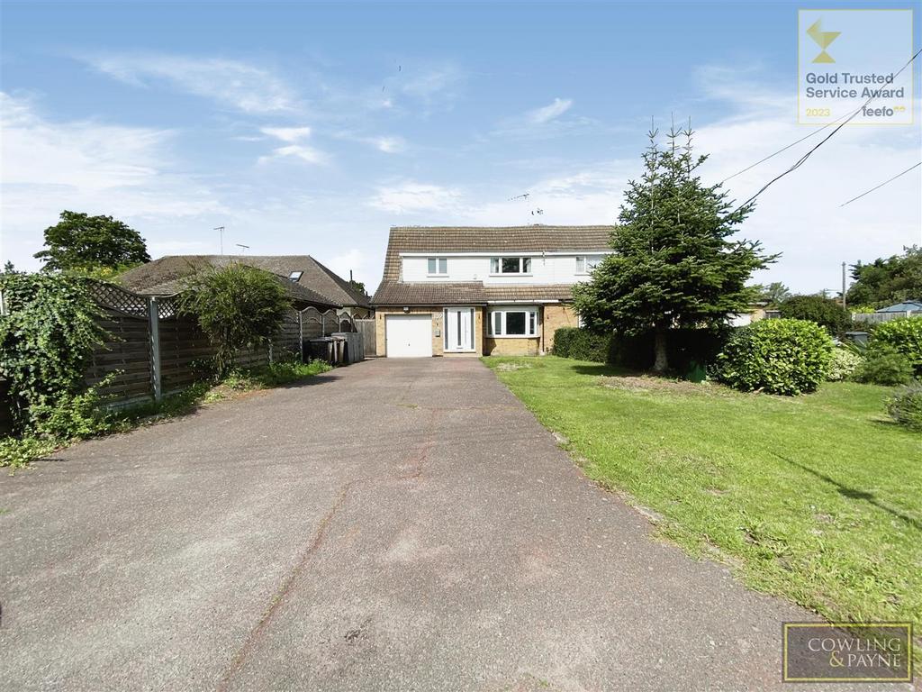 Runwell Road, Runwell, Wickford 3 bed semidetached house for sale £