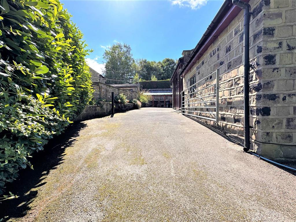 Rear courtyard
