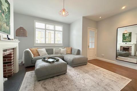55 Falmer Road, Enfield, EN1 1PZ