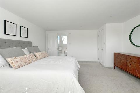 55 Falmer Road, Enfield, EN1 1PZ