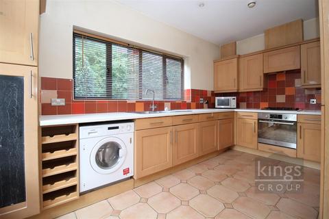 4 bedroom end of terrace house for sale, The Chase, Newhall, Harlow