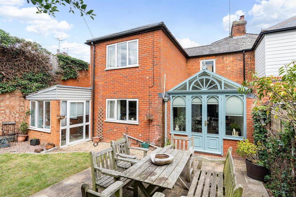 Mimram Road, Welwyn 3 bed semidetached house for sale £695,000