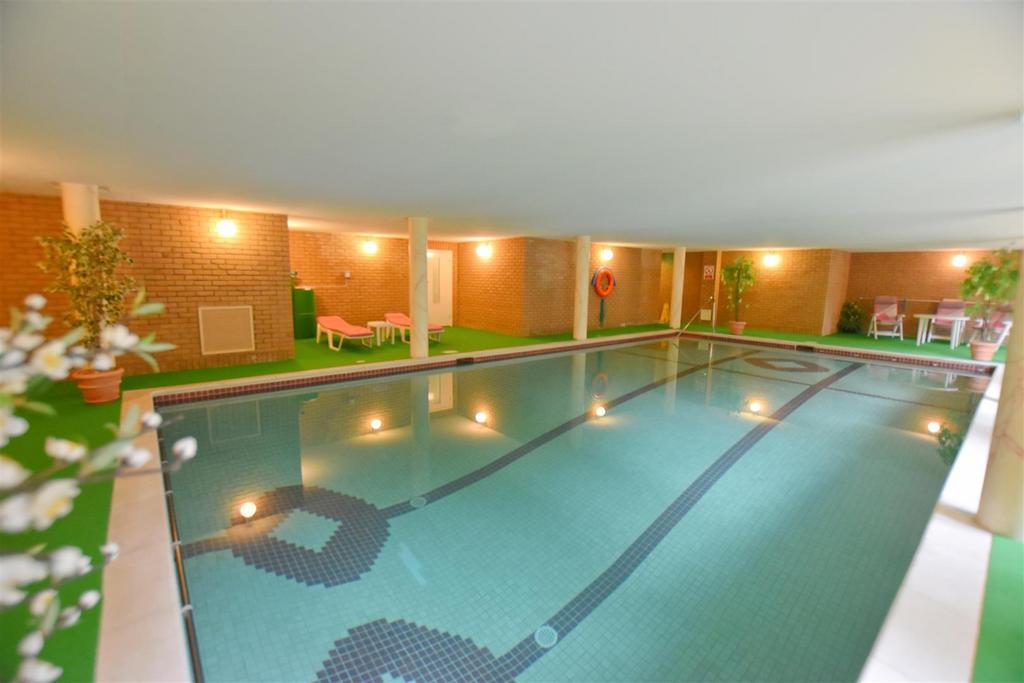Swimming Pool.jpg