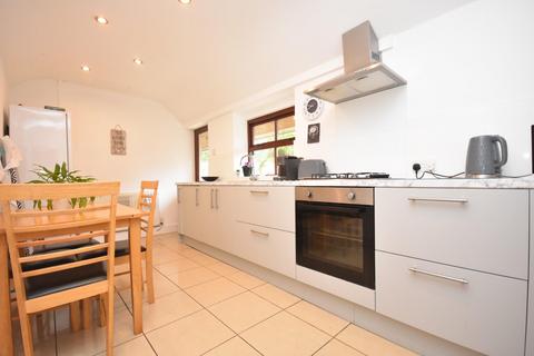 Bowling Green Cottage Albert Road, Penarth, CF64 1BX