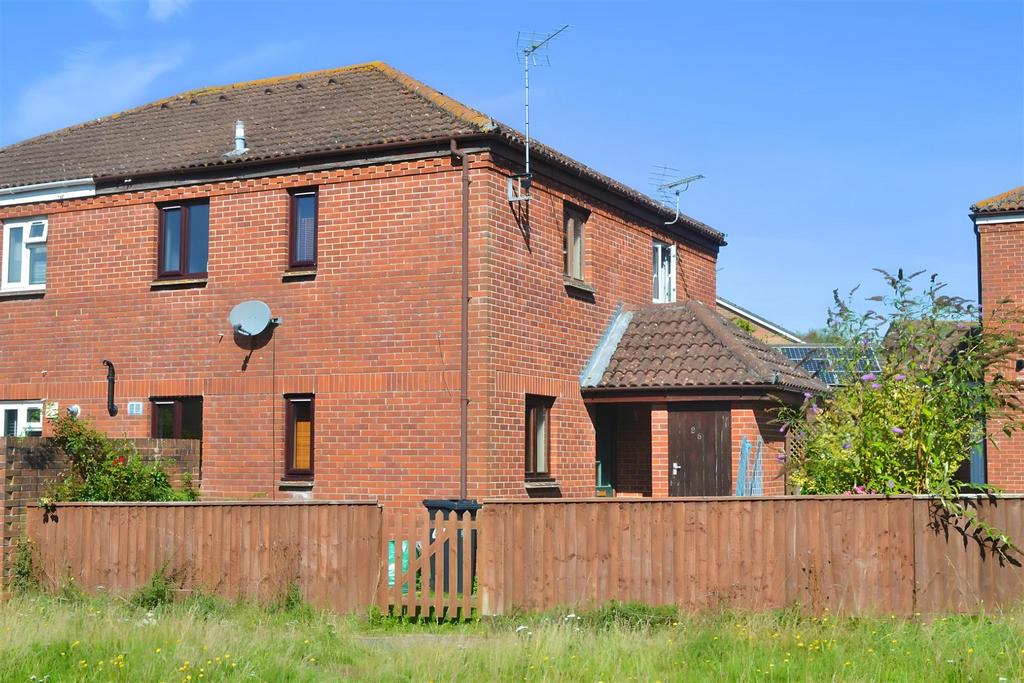 Duchy Close, Dorchester 1 bed cluster house for sale £185,000