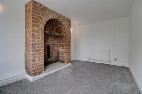 3 bedroom apartment for sale, Bristol Road, Gloucester