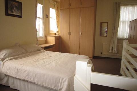 1 bedroom cottage for sale, The Cliff, Seaton Carew, Hartlepool