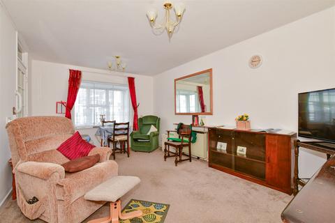 1 bedroom ground floor flat for sale, Queen Street, Deal, Kent