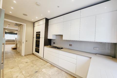 6 bedroom semi-detached house to rent, Brookside Road, Golders Green NW11