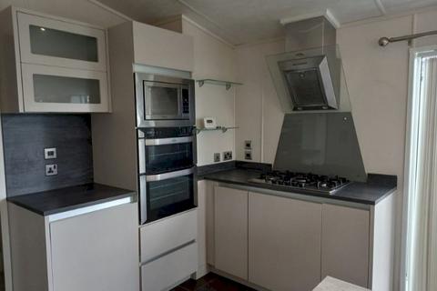 2 bedroom static caravan for sale, Smithy Leisure Park, Cabus PR3