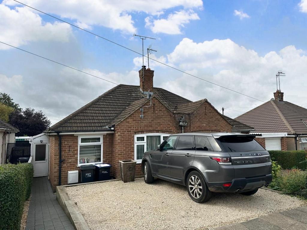 Knights Lane, Kingsthorpe Village, Northampton NN2 3 bed semidetached